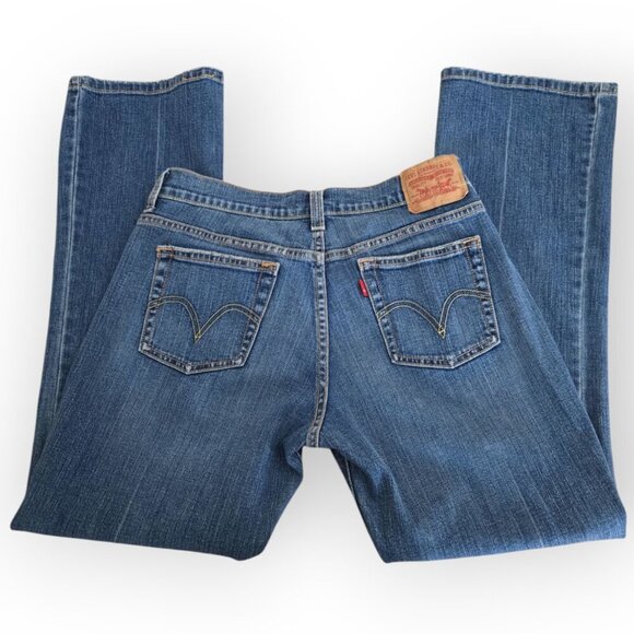 Levi's Medium Wash Blue 515 Bootcut  Mid Rise Jeans 4 Short - Picture 3 of 11